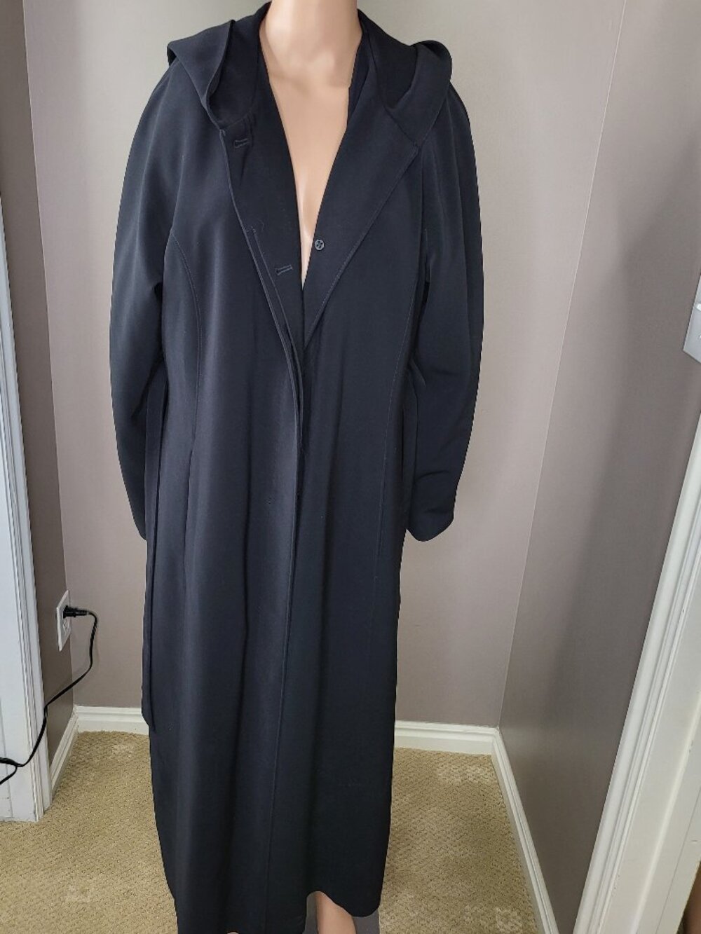 JONES NEW YORK Black Hooded Full Length Trench Coat Belted With Liner Size 12 - Picture 2 of 8